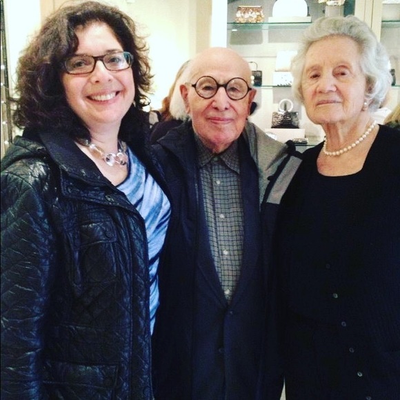 Judith Leiber burgundy leather wallet - Picture 5 of 5